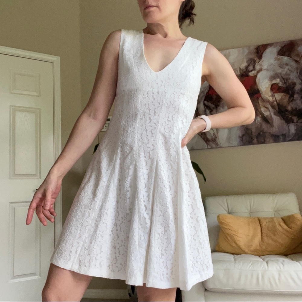 10 Crosby Derek Lam White Lace Floral Mini Skater Dress, Size 4